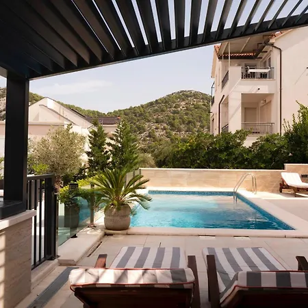 Villa Royale With Pool Hvar Town Exterior photo