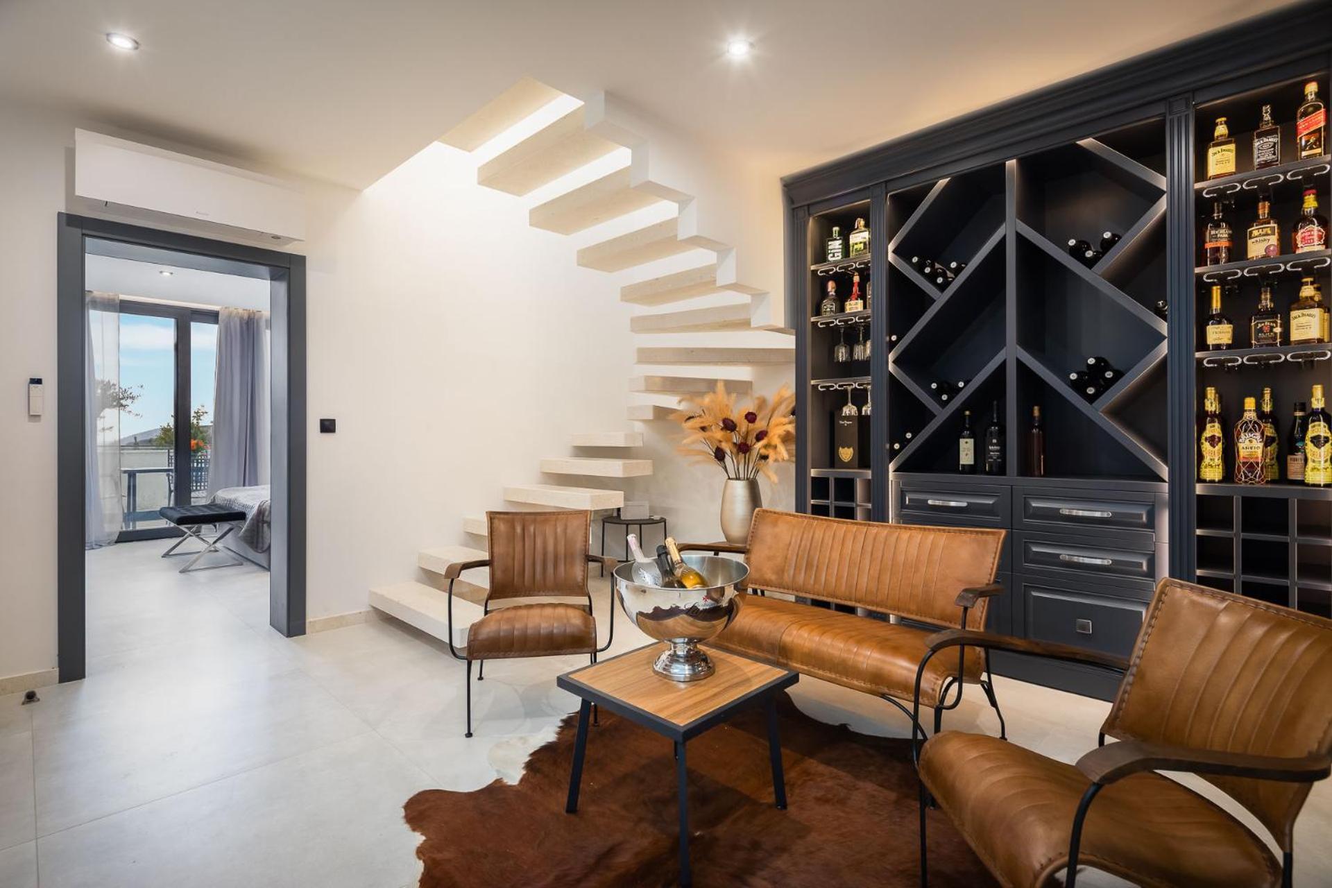 Royale With Pool Apartment *