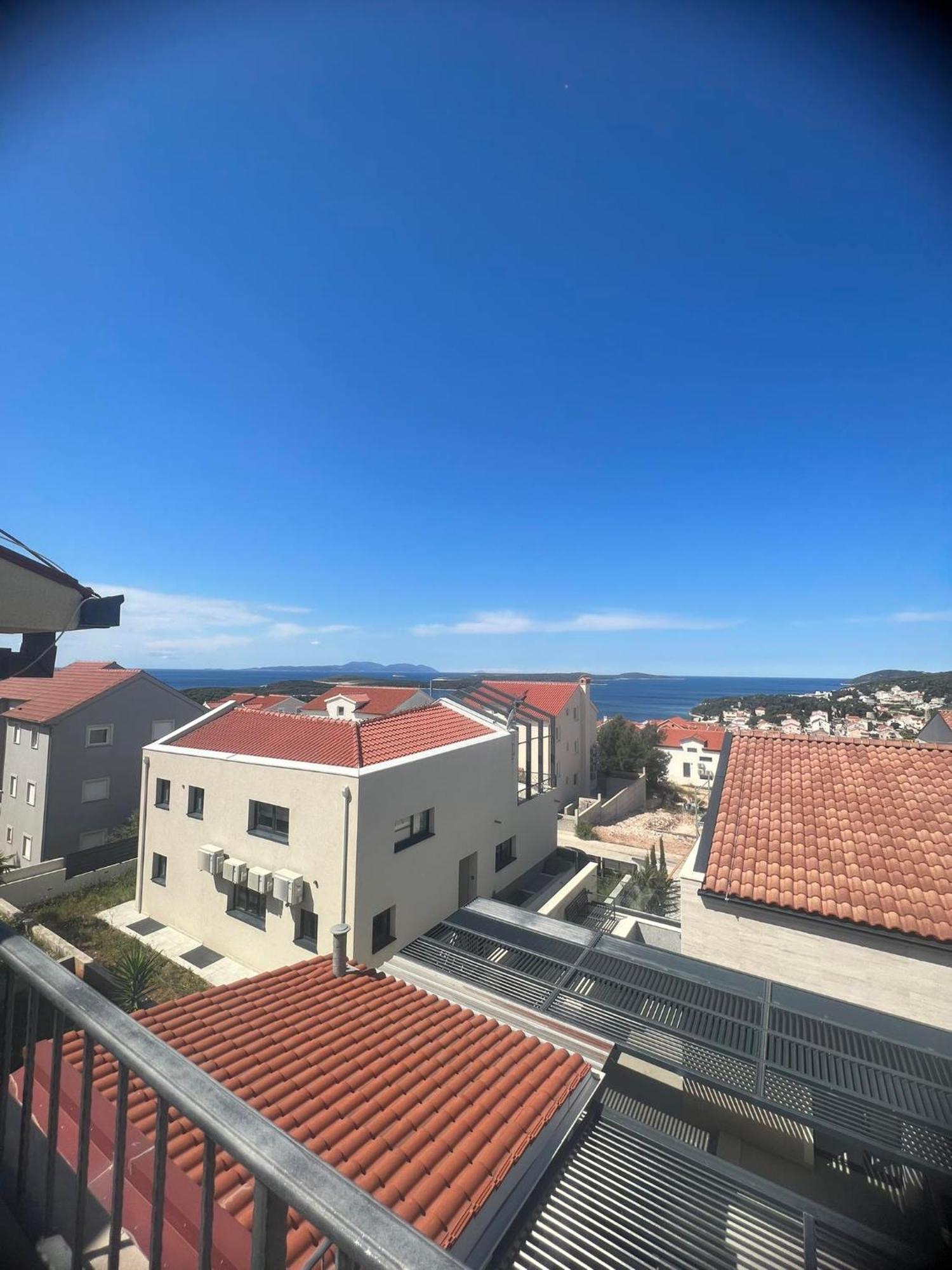 Royale With Pool * Hvar Town