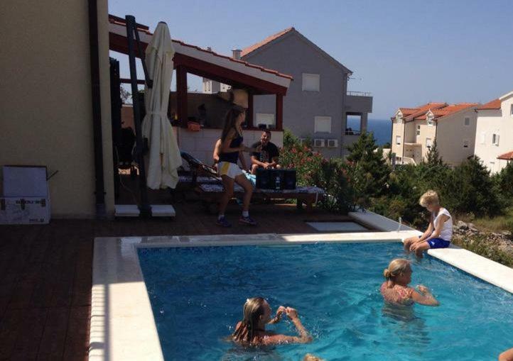Royale With Pool Apartment Hvar Town